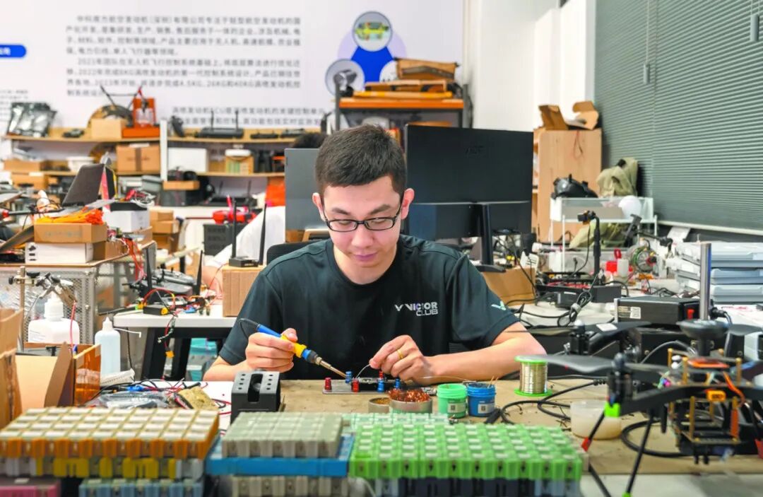 校友风采 | 广工陈顺成的故事，了解一下？