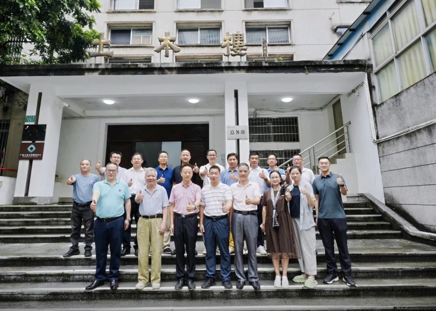 重聚母校叙青春，共忆往昔话未来｜94级路桥校友毕业三十周年重返母校