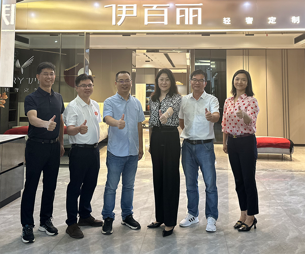 聚力共谋，访企探友 | 校友办一行走访佛山校友企业
