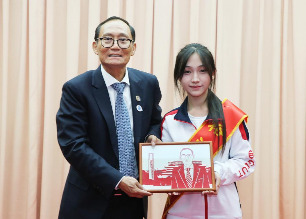 “筑梦行动”2025年榕江奖学金颁奖活动顺利举办