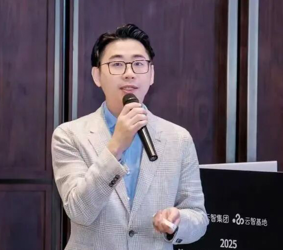 校友风采｜他是广工“硬核”追光者许奔波！