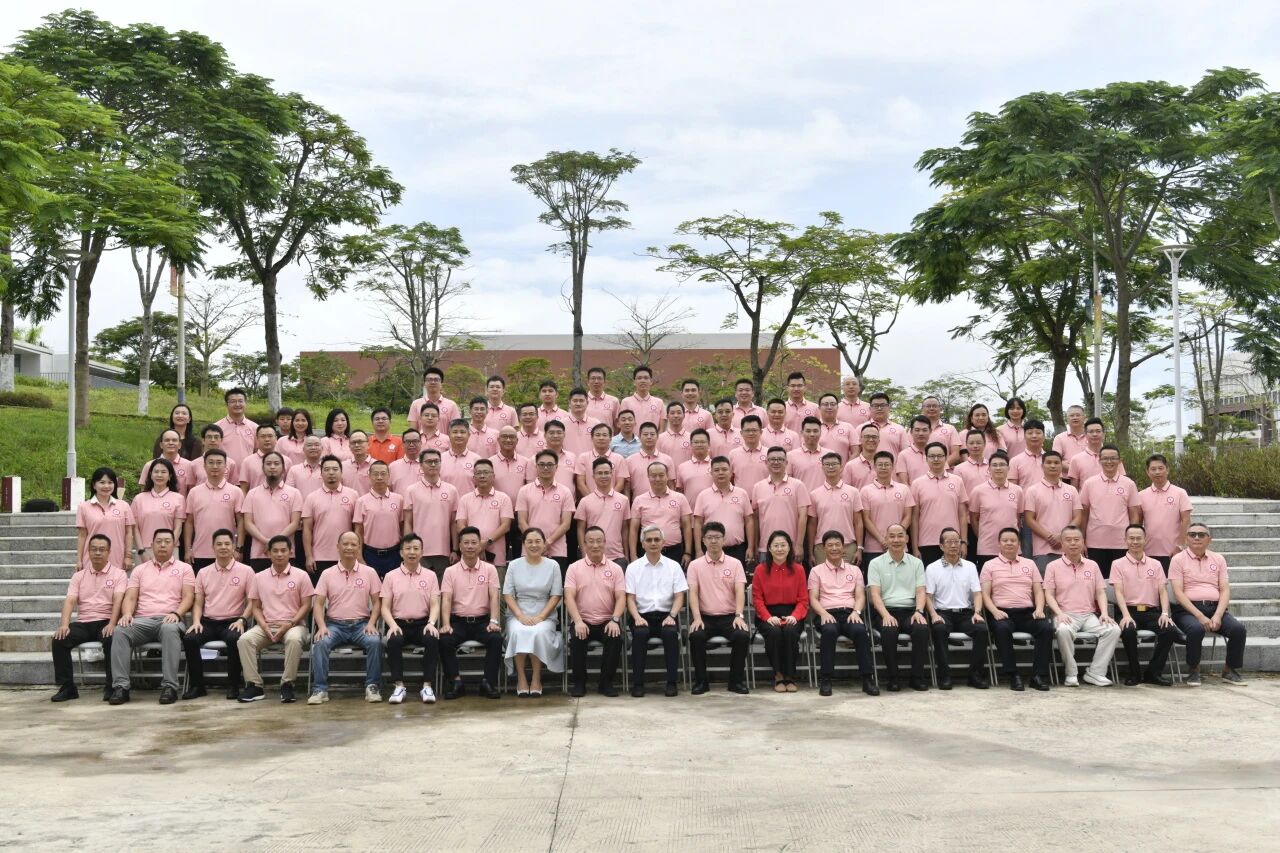 莲韵清风起，赓续华章新｜校领导出席揭阳联络处第二届理事会换届大会